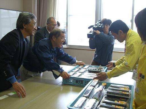 恵方巻きをいただきました。